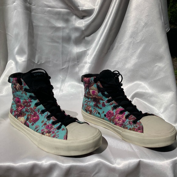 Floral skate shoes 10.5M high tops - Picture 1 of 9